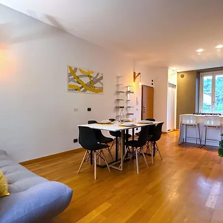 Vista Sui Colli Di Ai Piedi Di Citta Alta Apartment *